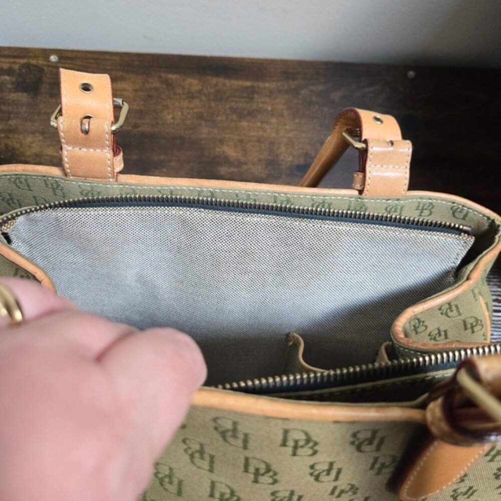 Dooney & Bourke Signature Green Bag - Picture 13 of 16